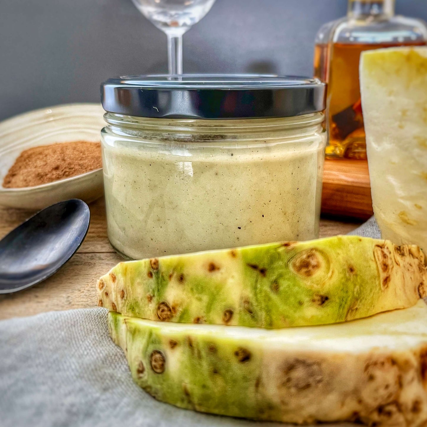 Velouté de céleri & noix de muscade