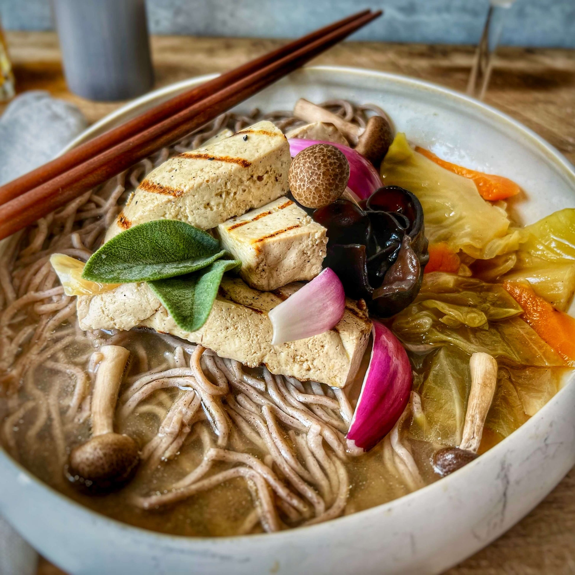 Ramen de tofu (bio) grillé