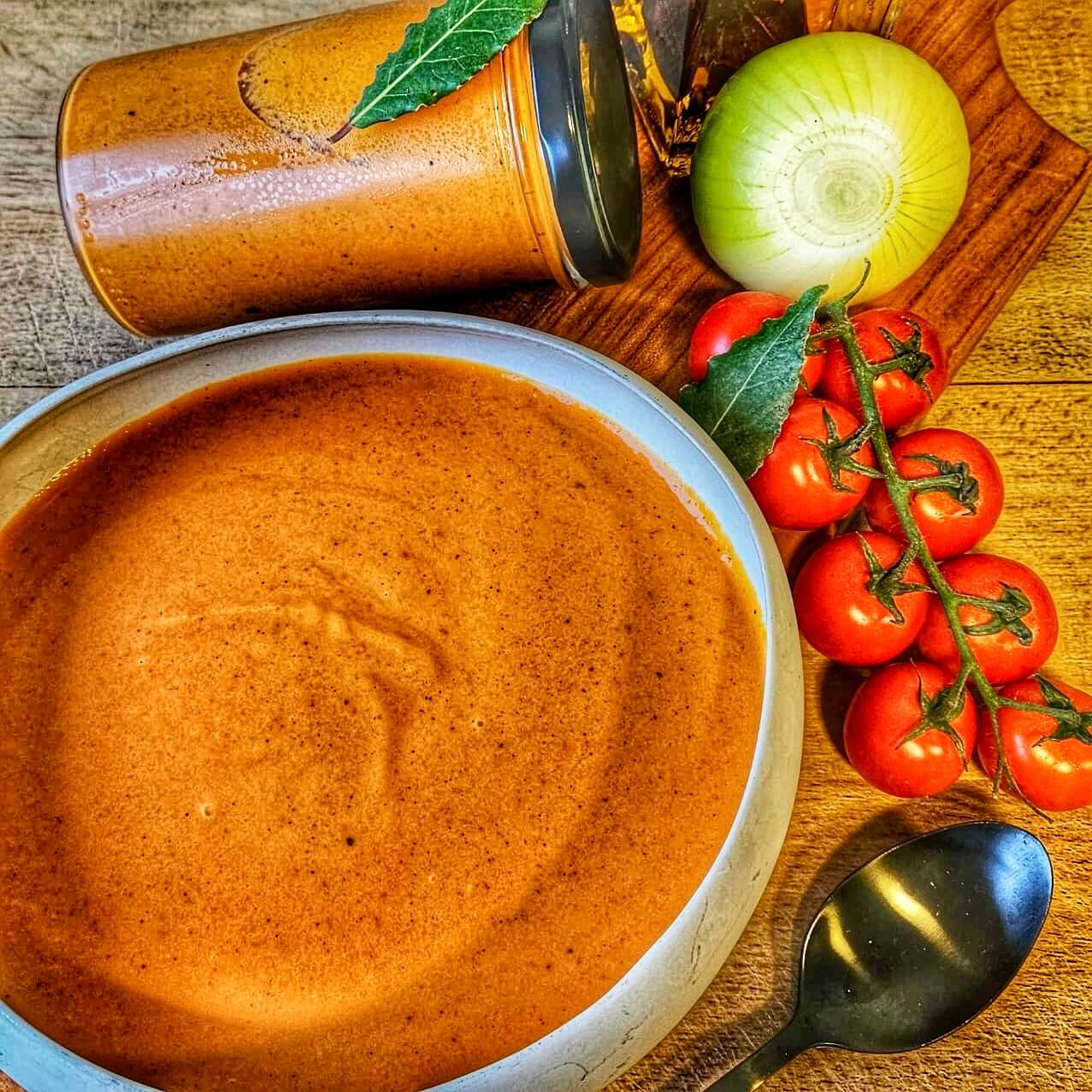 Soupe à la tomate et consommé de bœuf